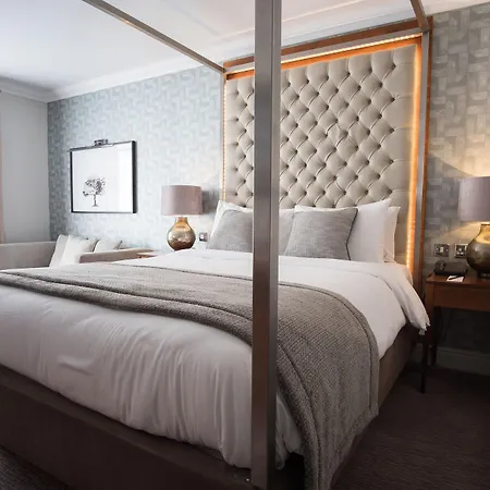 Otel Thorpe Park And