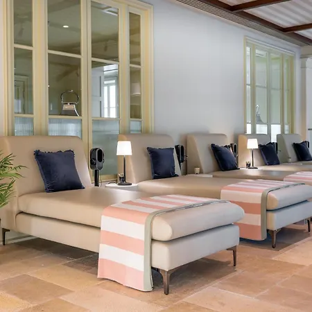 Thorpe Park And Лидс