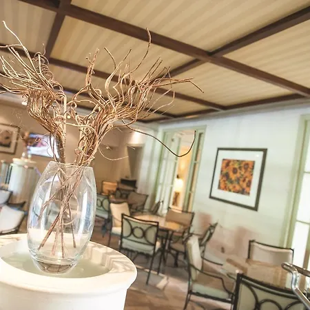 Thorpe Park And Отель