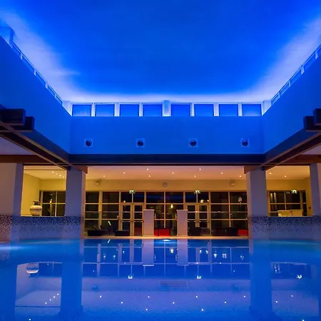 Thorpe Park And Hotel 4*