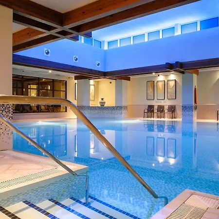Thorpe Park And Hotel Leeds (West Yorkshire)