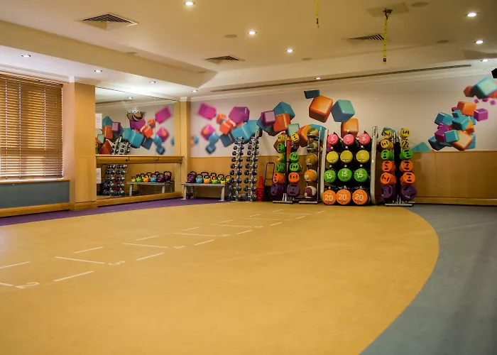 Thorpe Park And Hotel Leeds (West Yorkshire)