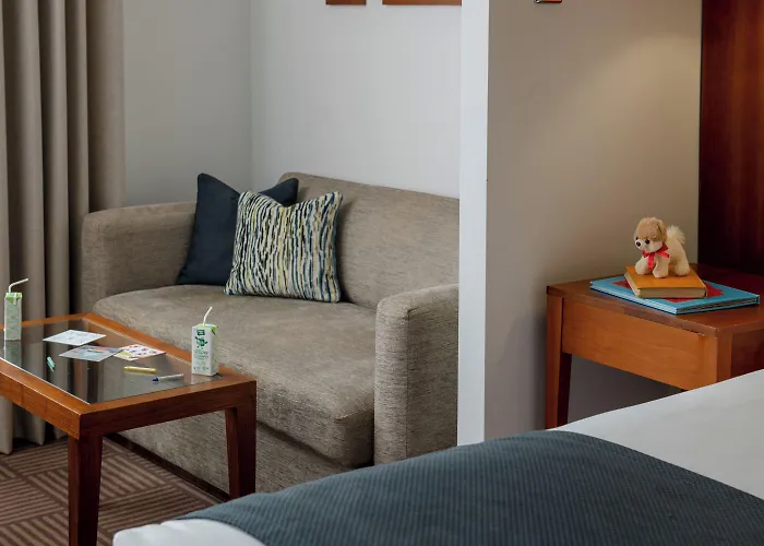 Thorpe Park And Hotel Leeds (West Yorkshire)