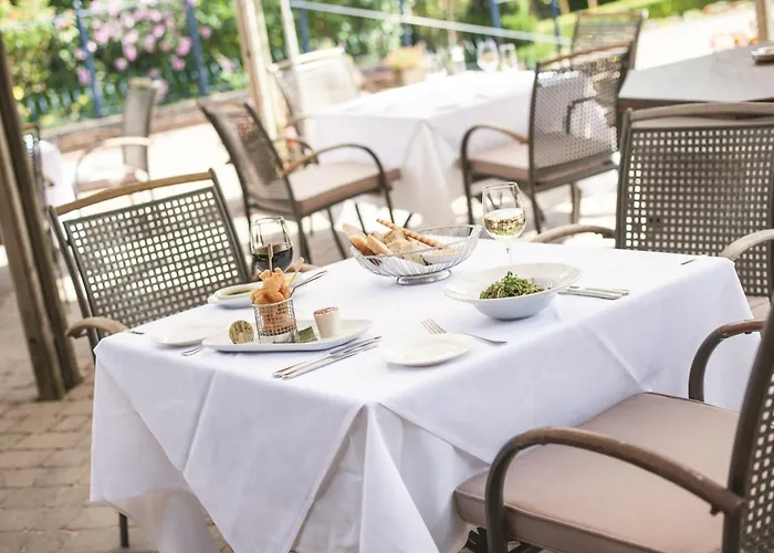 Thorpe Park And Hotel 4*