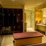 Thorpe Park And Hotel Leeds (West Yorkshire)