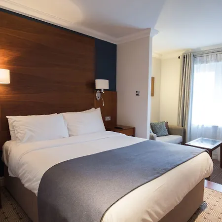 Thorpe Park And Hotel