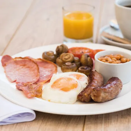 Thorpe Park And Hotel 4*