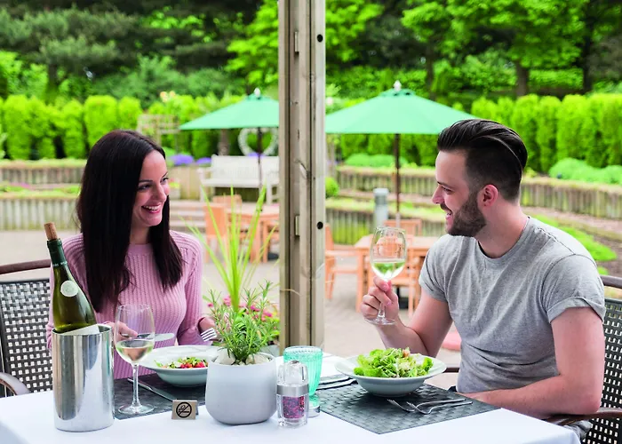 Отель Thorpe Park And Лидс