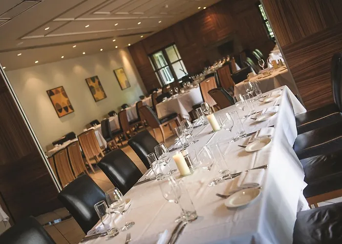 Отель Thorpe Park And Лидс