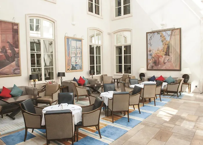 Thorpe Park And Отель 4*